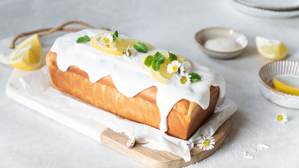 veganer Joghurt-Zitronenkuchen von Stina Spiegelberg Veganpassion