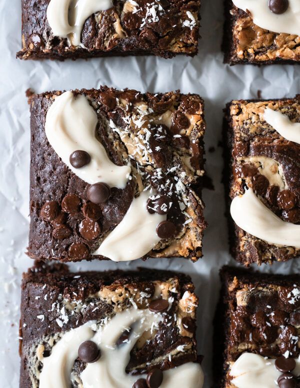 Himmlische Kokos-Brownies (vegan) - Stina Spiegelberg vegan
