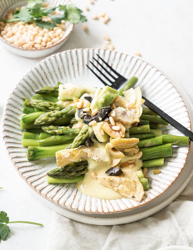 Antipastisalat mit Spargel &amp; Hollandaise - Stina Spiegelberg