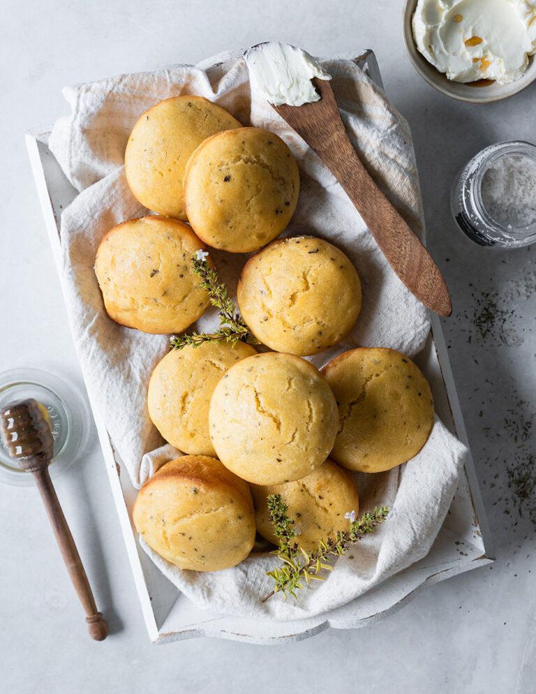 Saftige Maismuffins mit Kefir & Ahornsirup - Stina Spiegelberg Saftige Maismuffins mit Kefir & Ahornsirup - Stina Spiegelberg